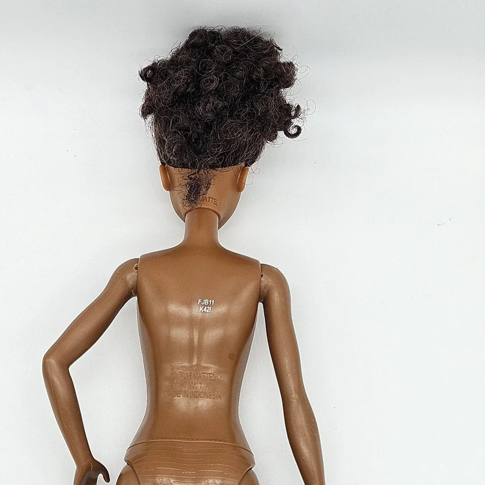 Barbie Fashionista Doll Dark Brown Curly Hair Afro Textured Brunette Body Mattel